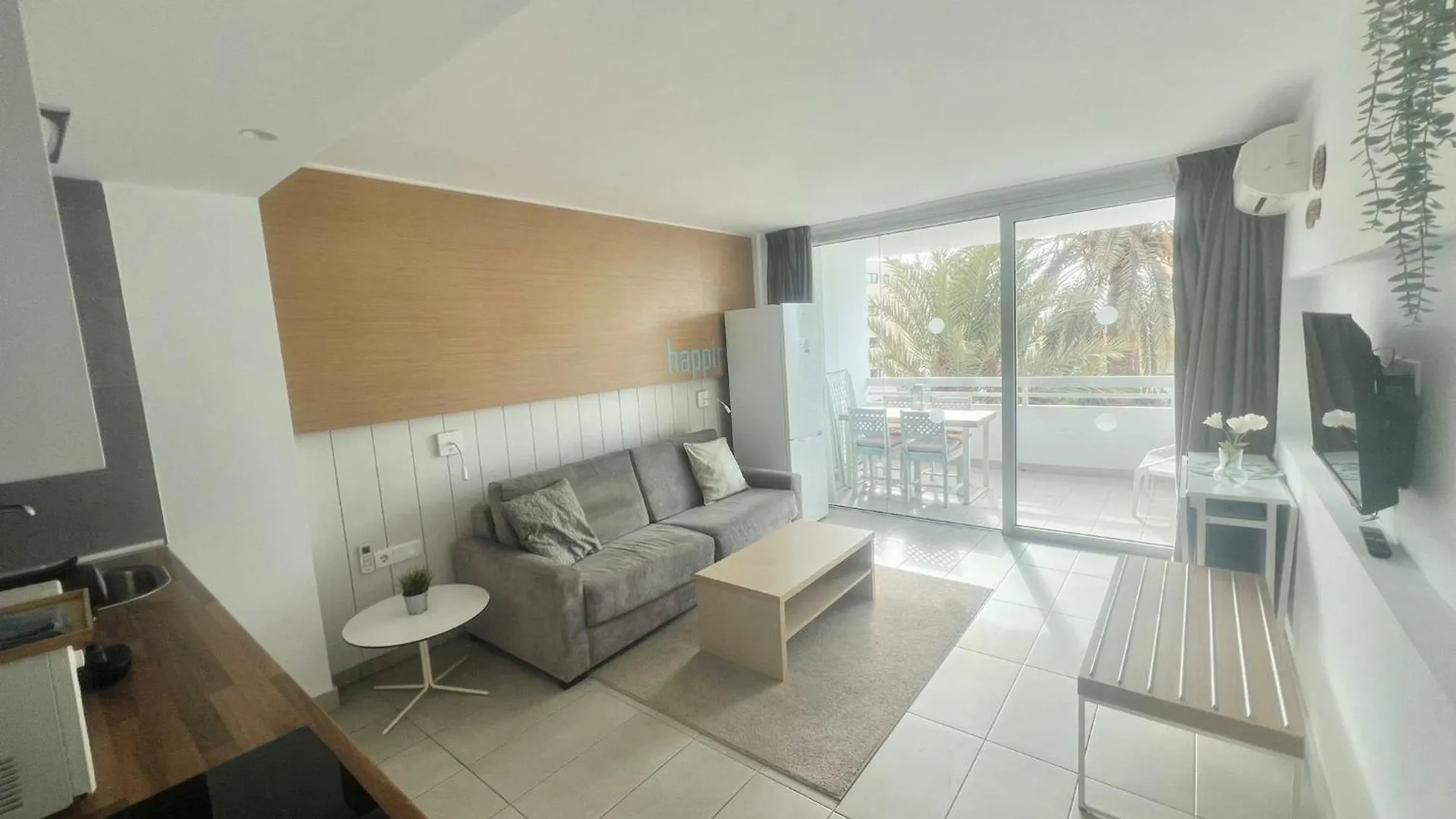 Apartment At Bronze Playa Hotel San Bartolome de Tirajana  0*, San Bartolome de Tirajana (Gran Canaria)